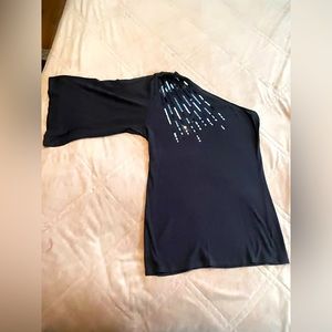 Victoria’s Secret Tee Shop one -shoulder shirt